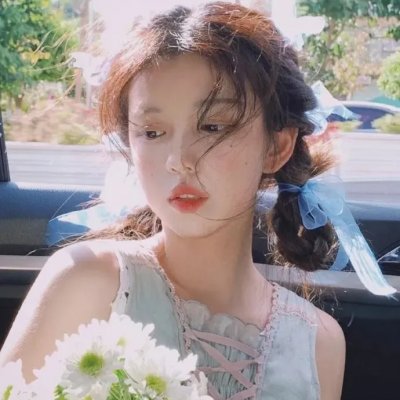 窃窃私语